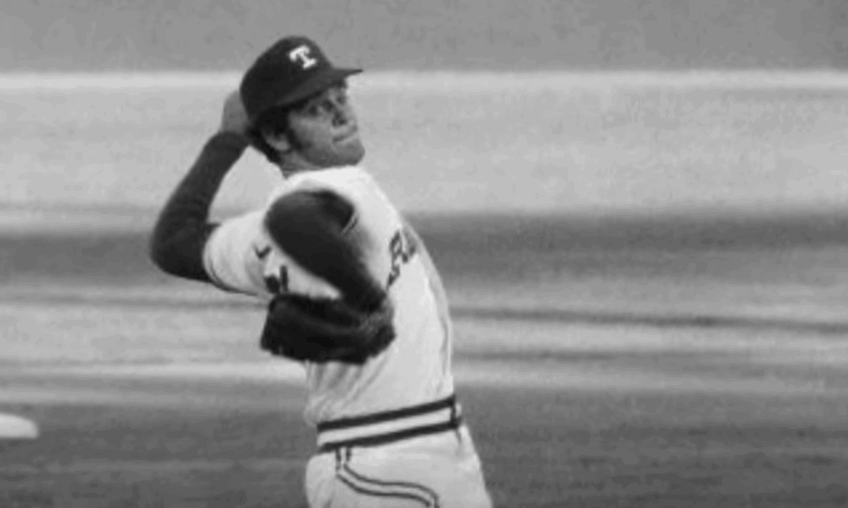 Image of David Clyde, the 1973 #1 overall pick, highlighting his struggles.